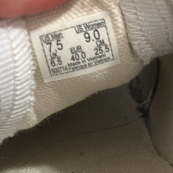 Women Slip on Black Vans Size: 9W - Picture 5 of 5